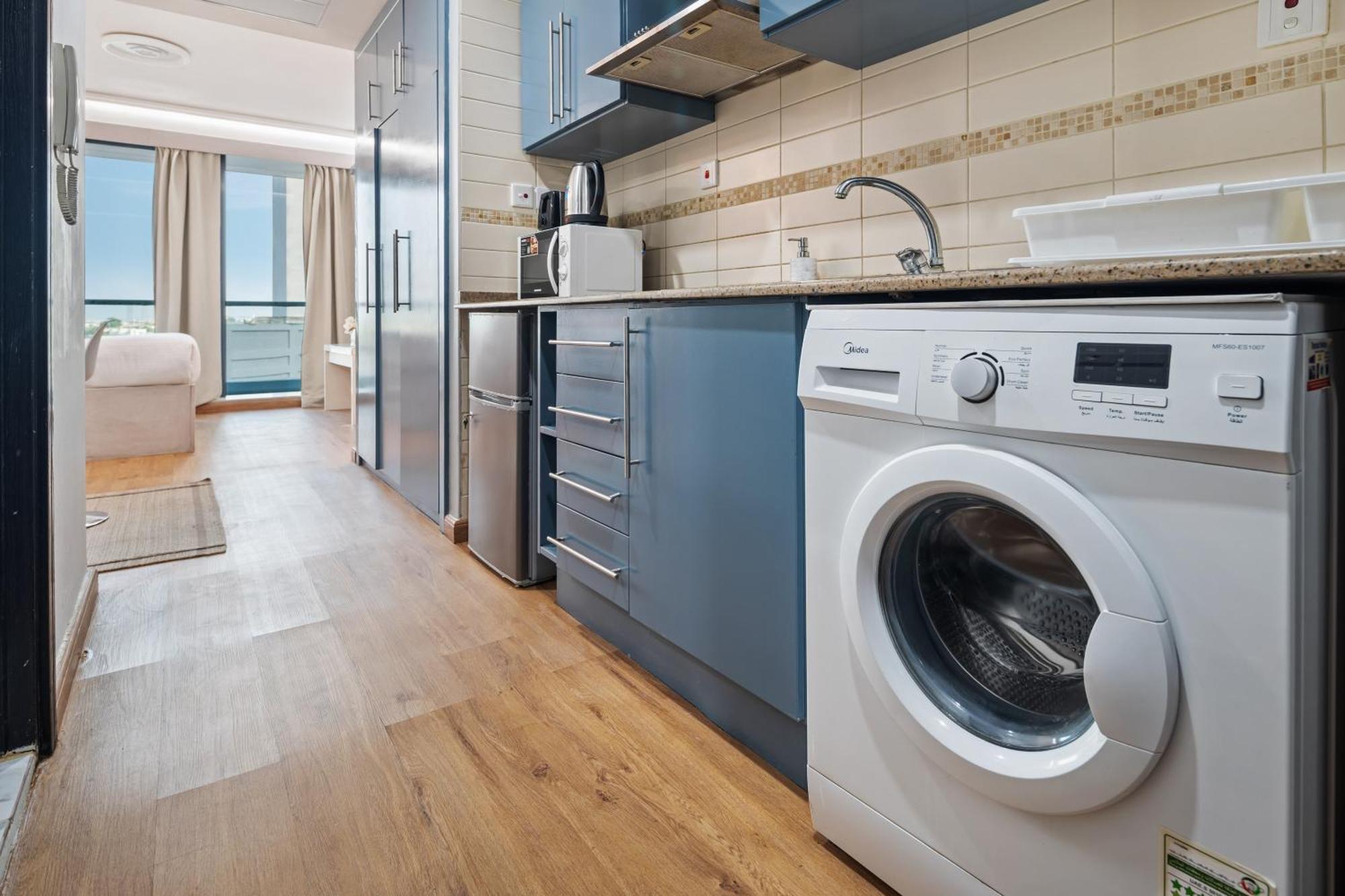 Splendid Close To Jbr Apartment