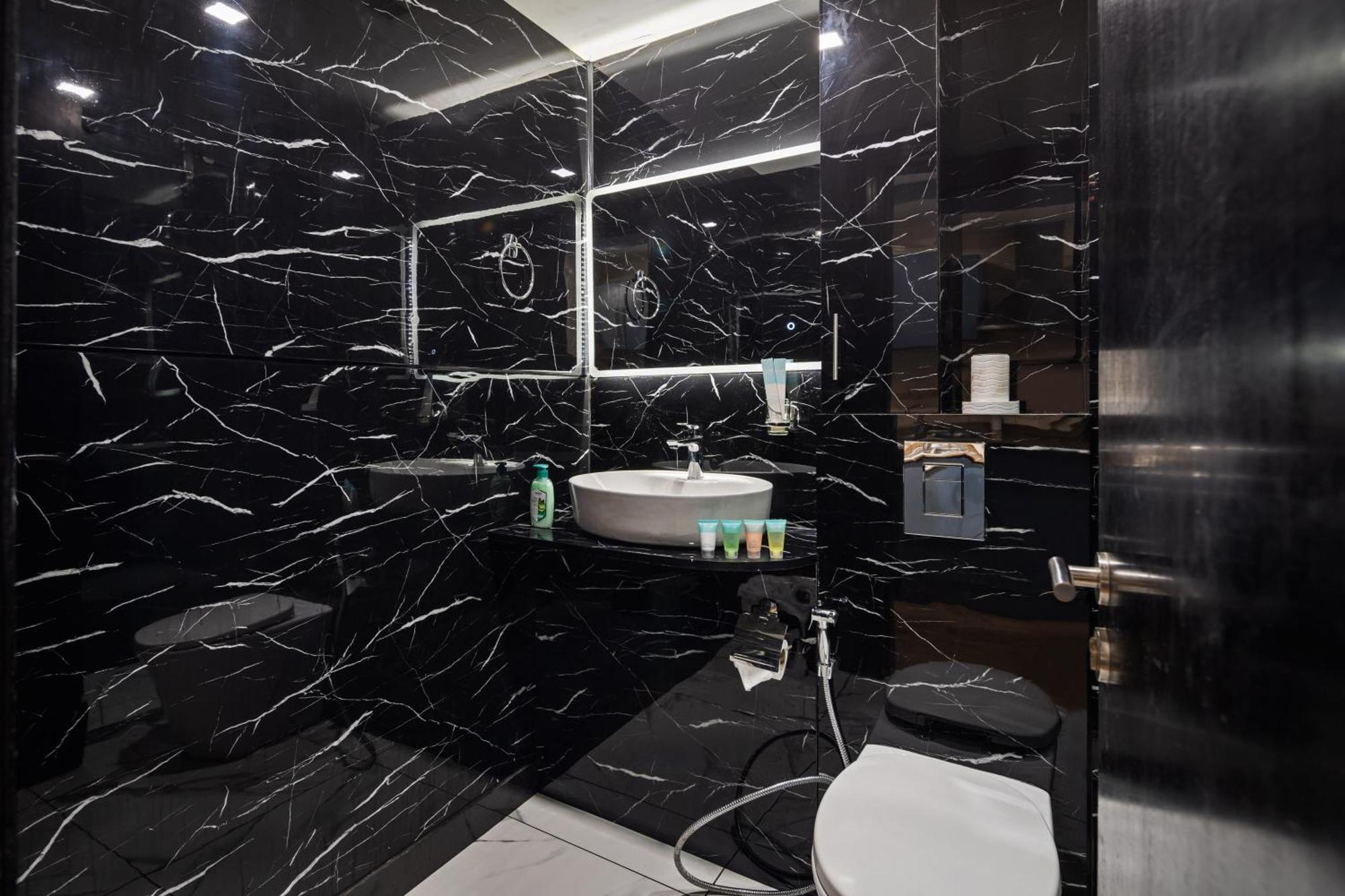 Splendid Close To Jbr Apartment Dubai